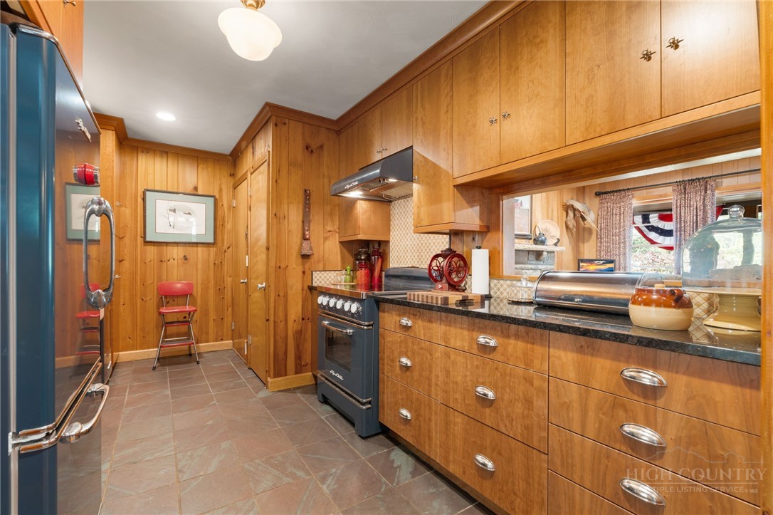 168 Mountain View Drive