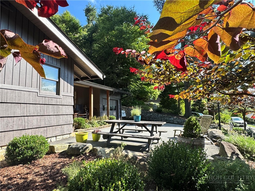 168 Mountain View Drive
