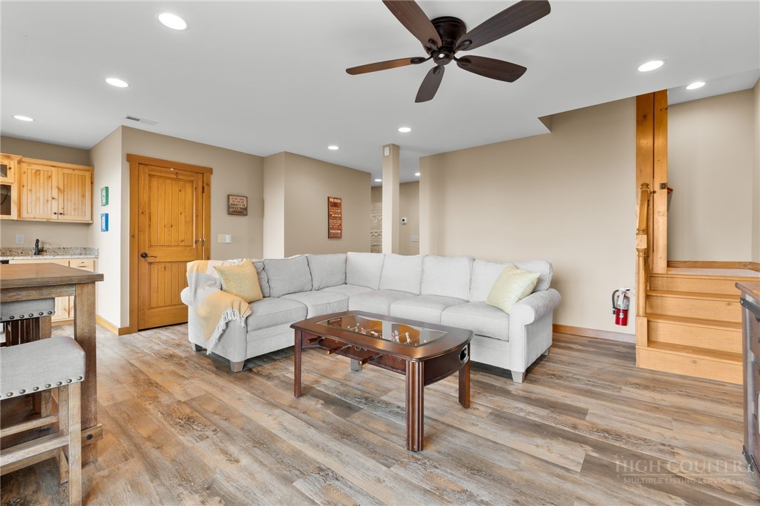 1407 Almost Heaven Road