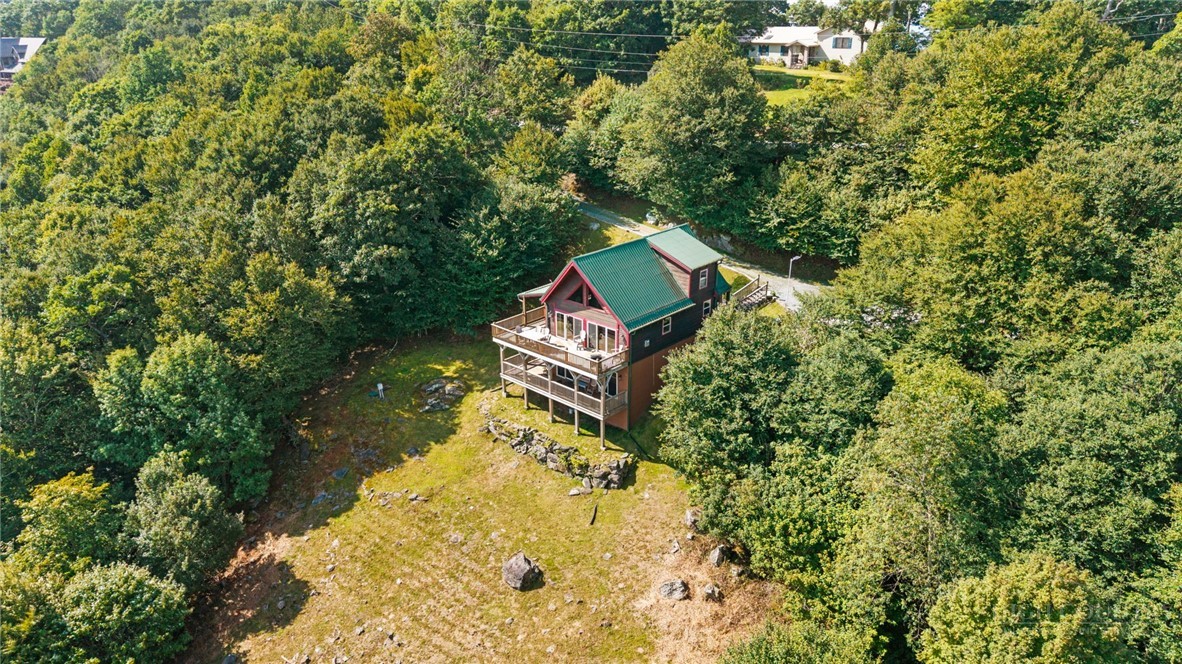 1407 Almost Heaven Road