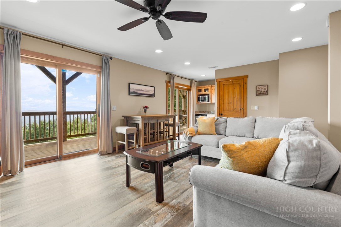 1407 Almost Heaven Road