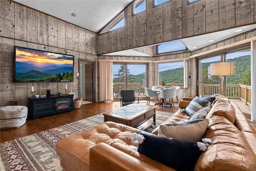 173 Skiview Drive