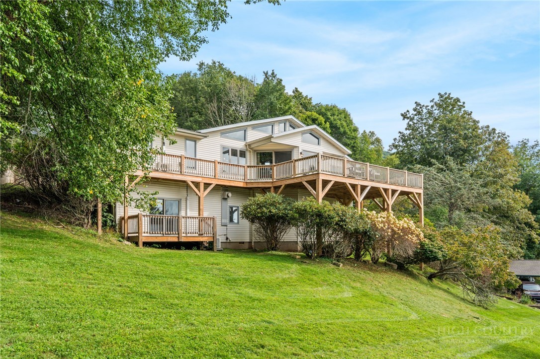 173 Skiview Drive
