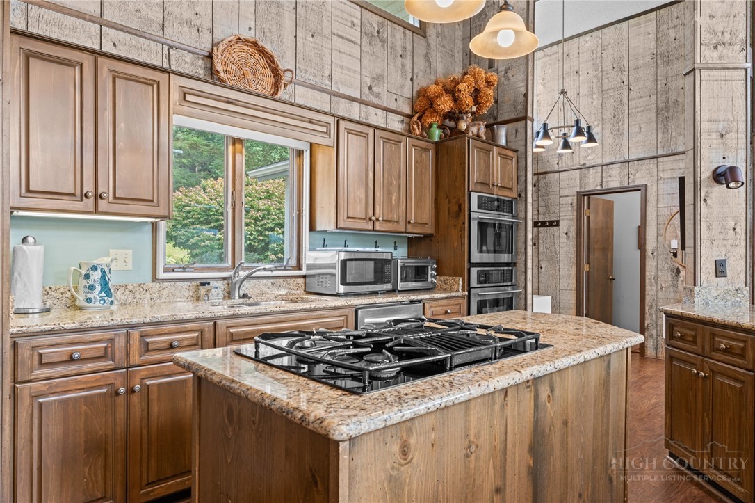 173 Skiview Drive