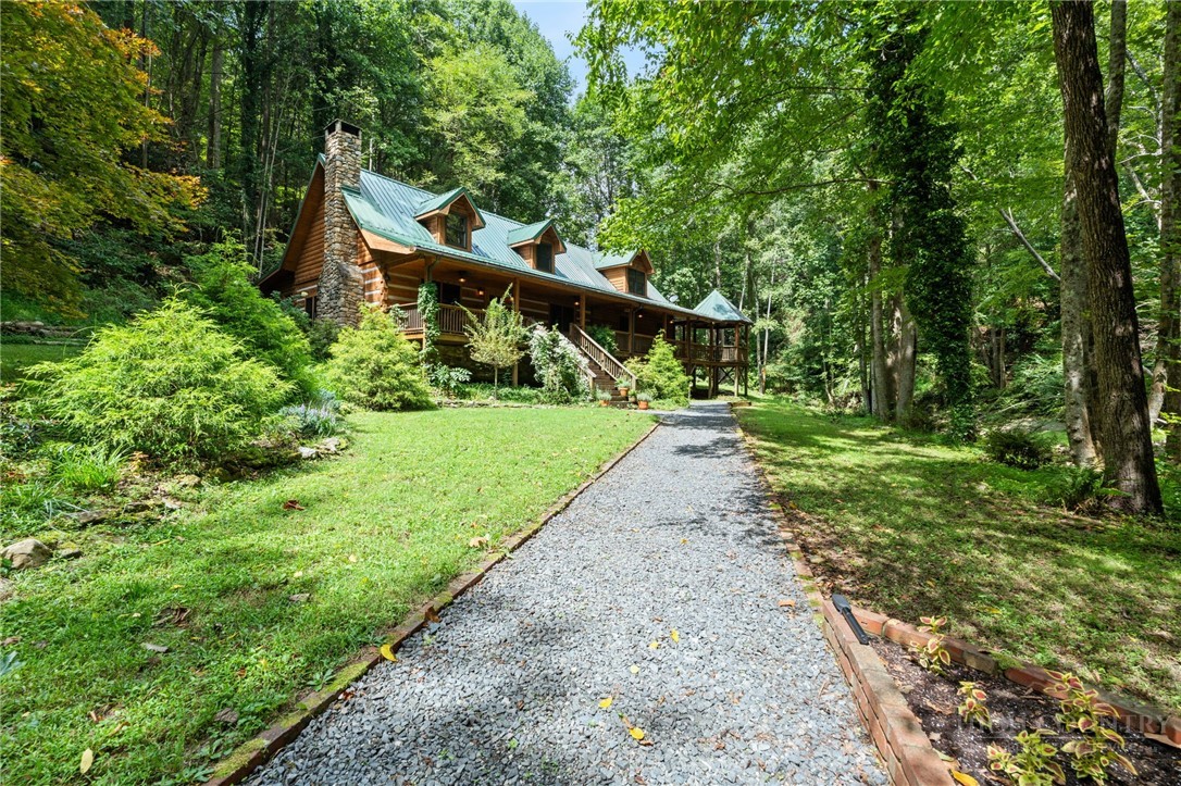 982 Jakes Mountain Road