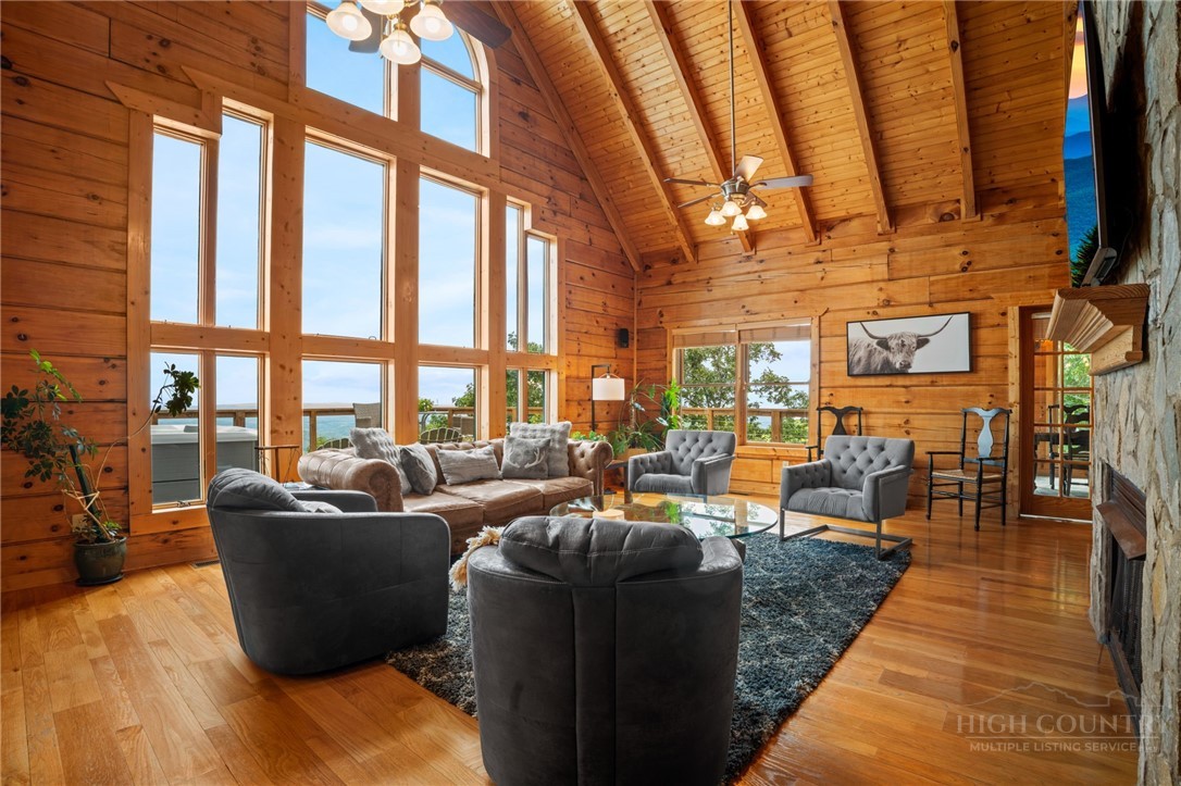 372 Broken Arrow Trail