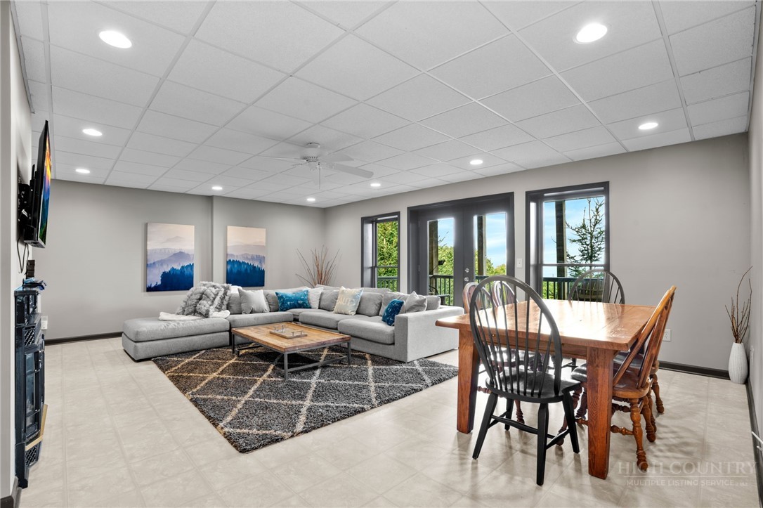 372 Broken Arrow Trail