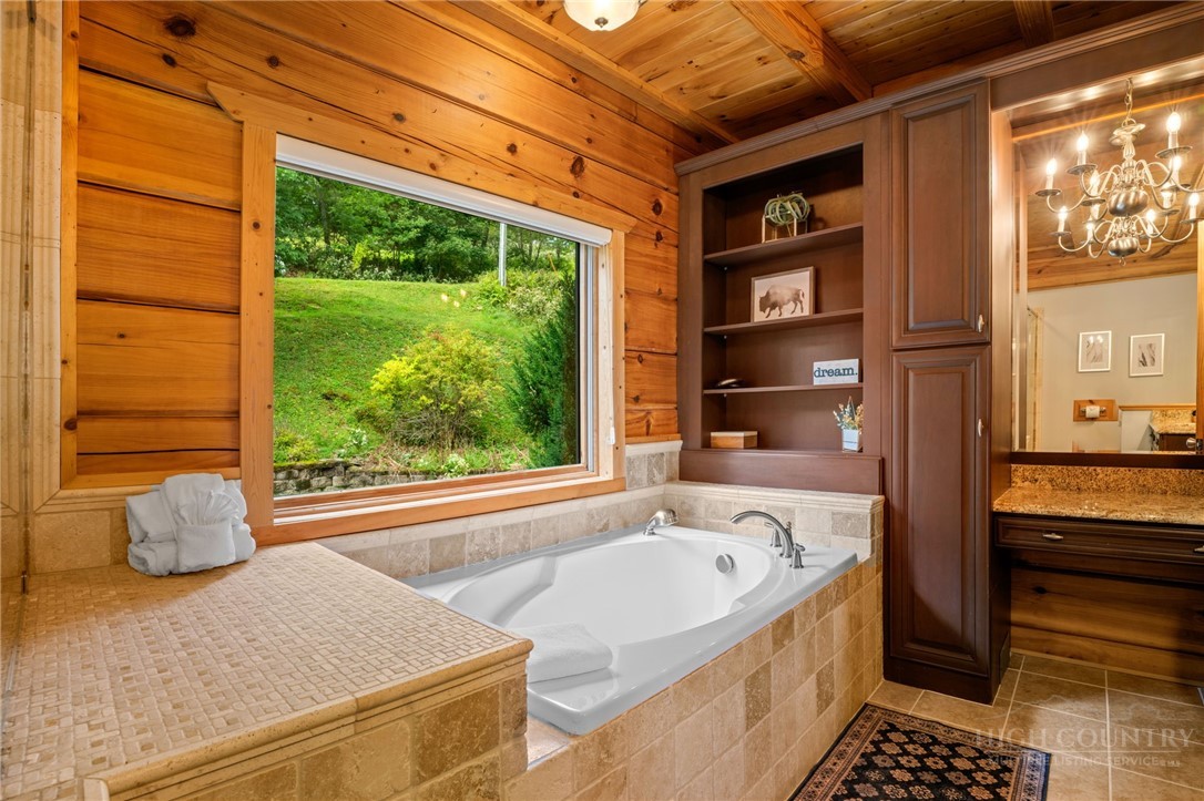 372 Broken Arrow Trail