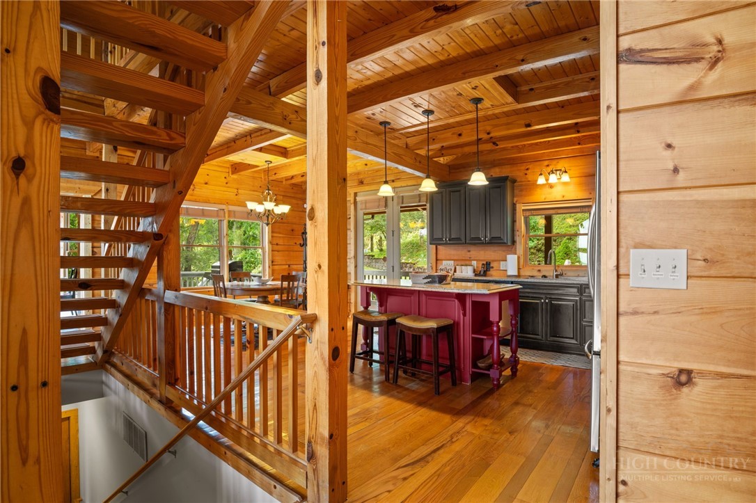 372 Broken Arrow Trail