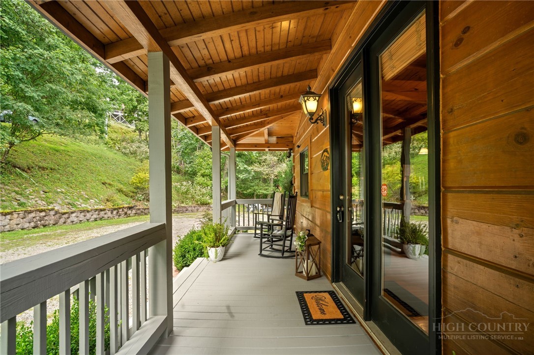 372 Broken Arrow Trail