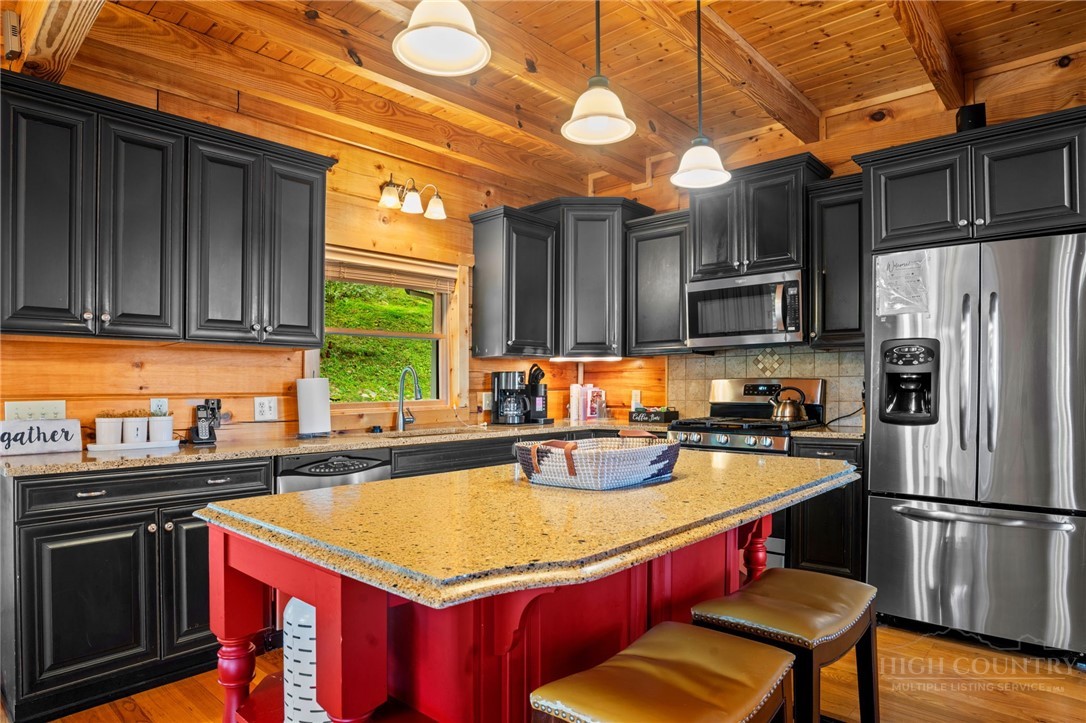 372 Broken Arrow Trail