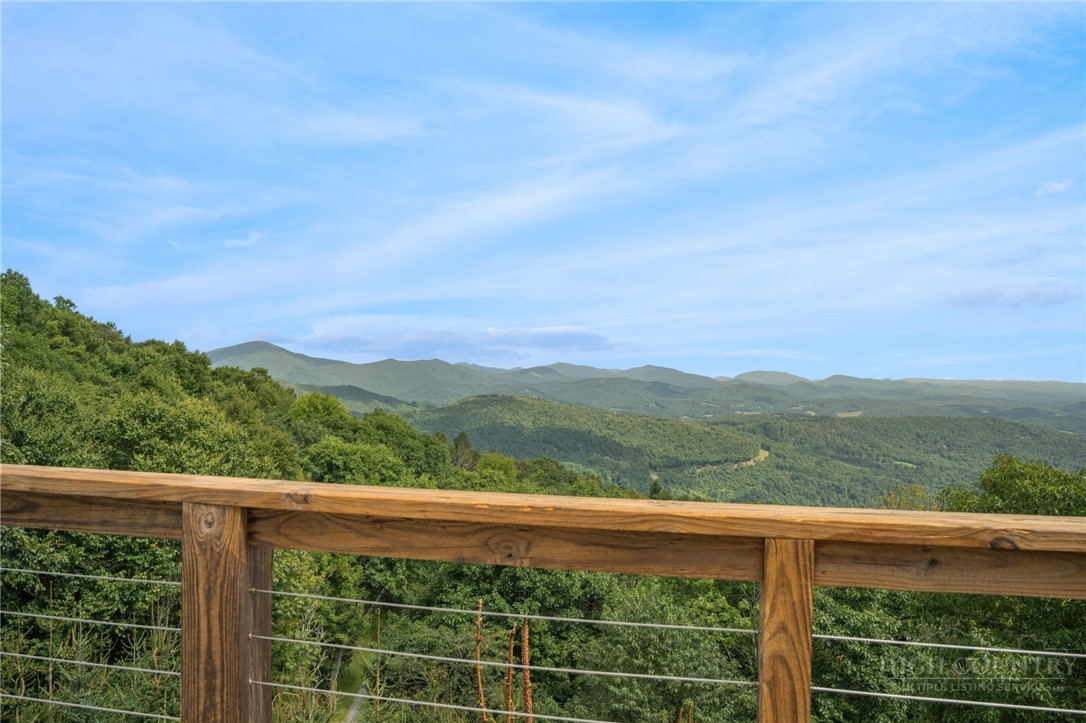 372 Broken Arrow Trail