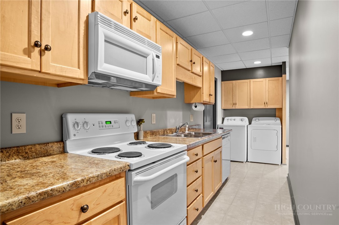 372 Broken Arrow Trail