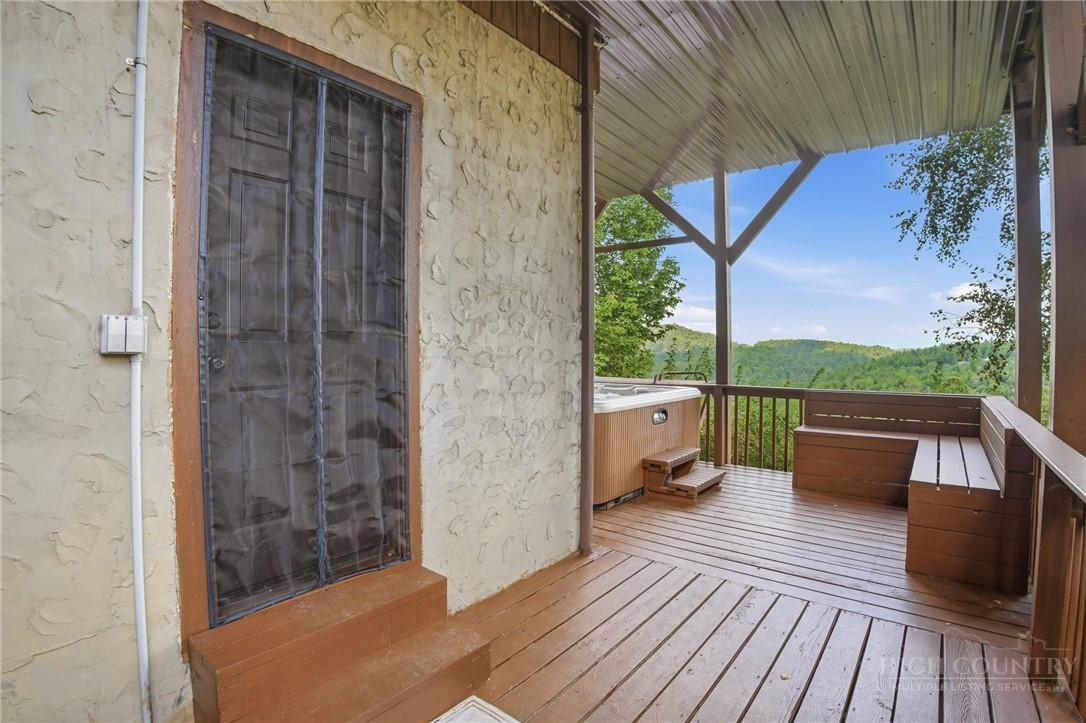 9680 Highway 181