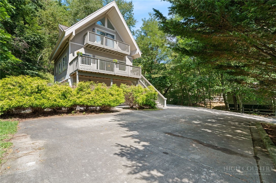 502 Queen Street