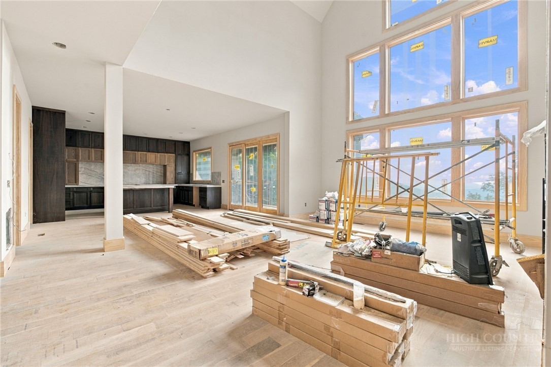 148 Sunny Chestnut Forest