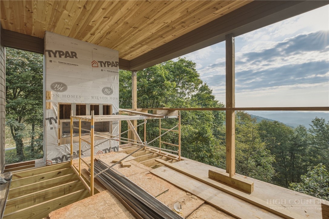 148 Sunny Chestnut Forest