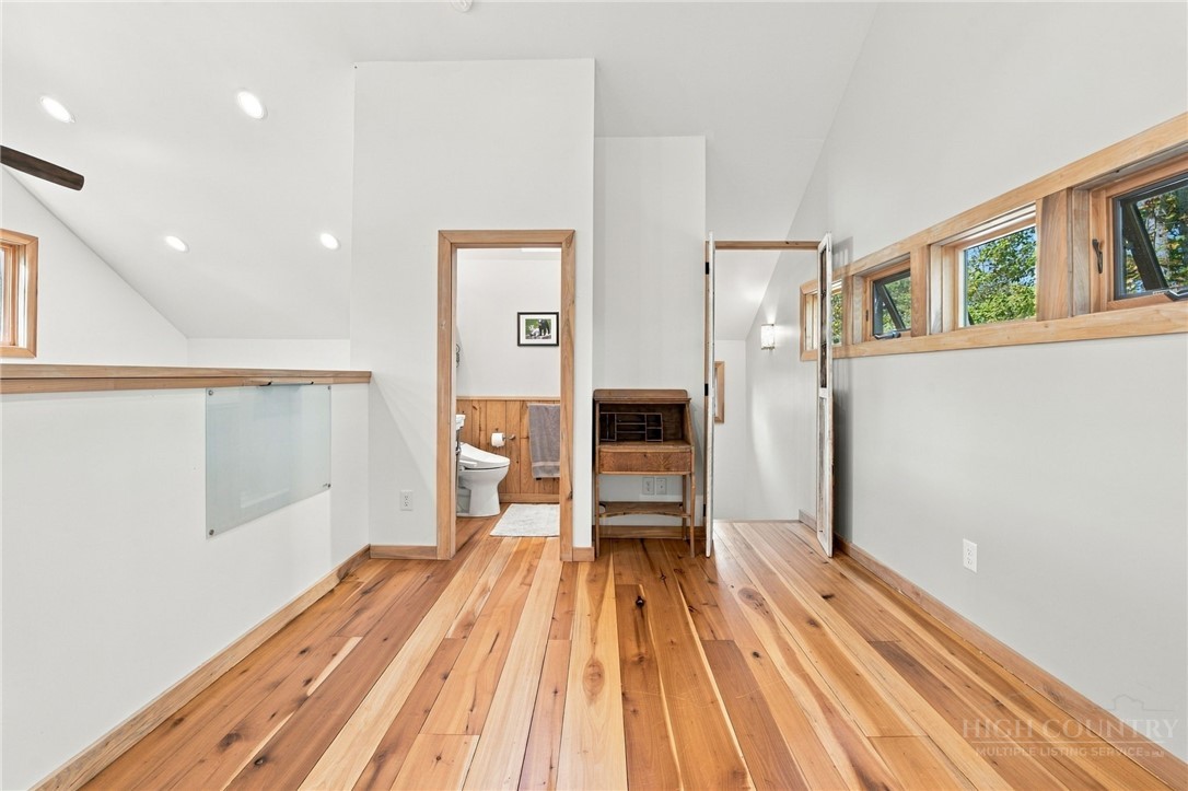 261 Cut Laurel Lane