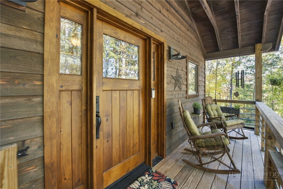 261 Cut Laurel Lane