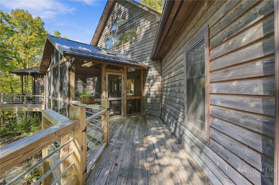 261 Cut Laurel Lane