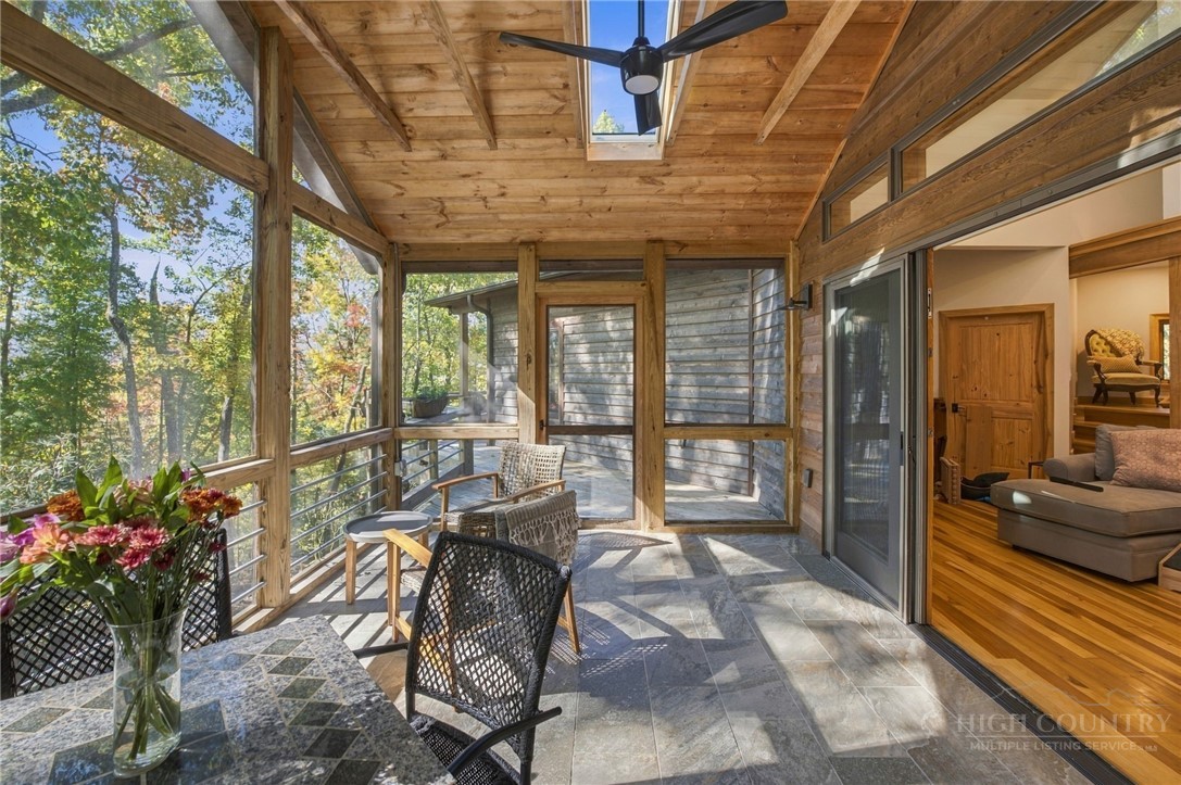 261 Cut Laurel Lane