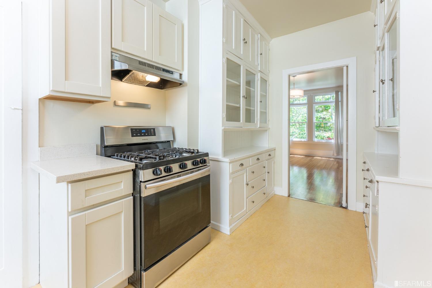 1855 California Street