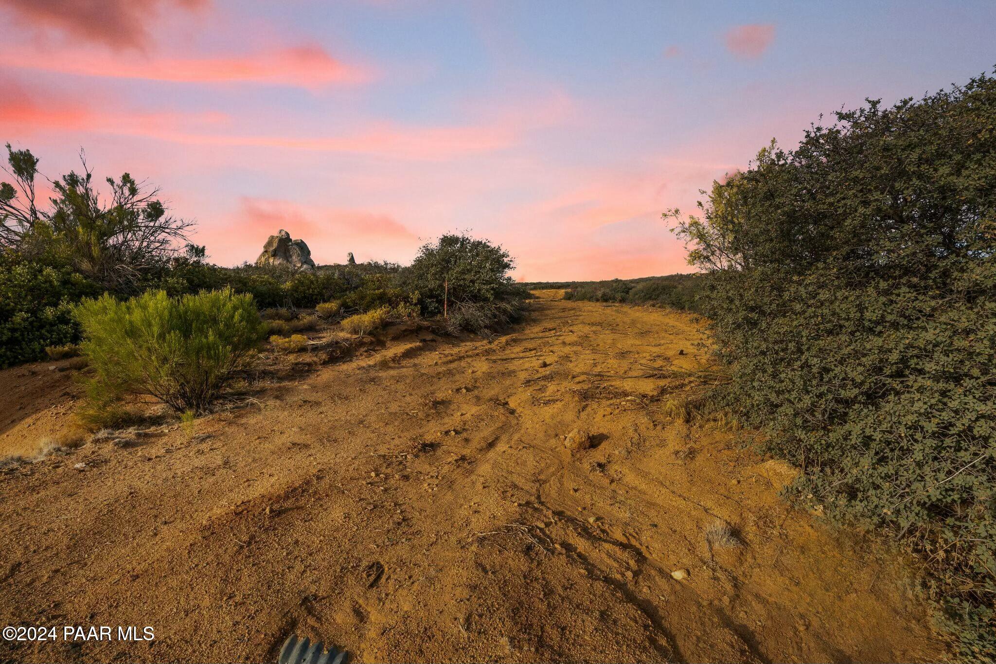 Lot B S Grant Woods Parkway