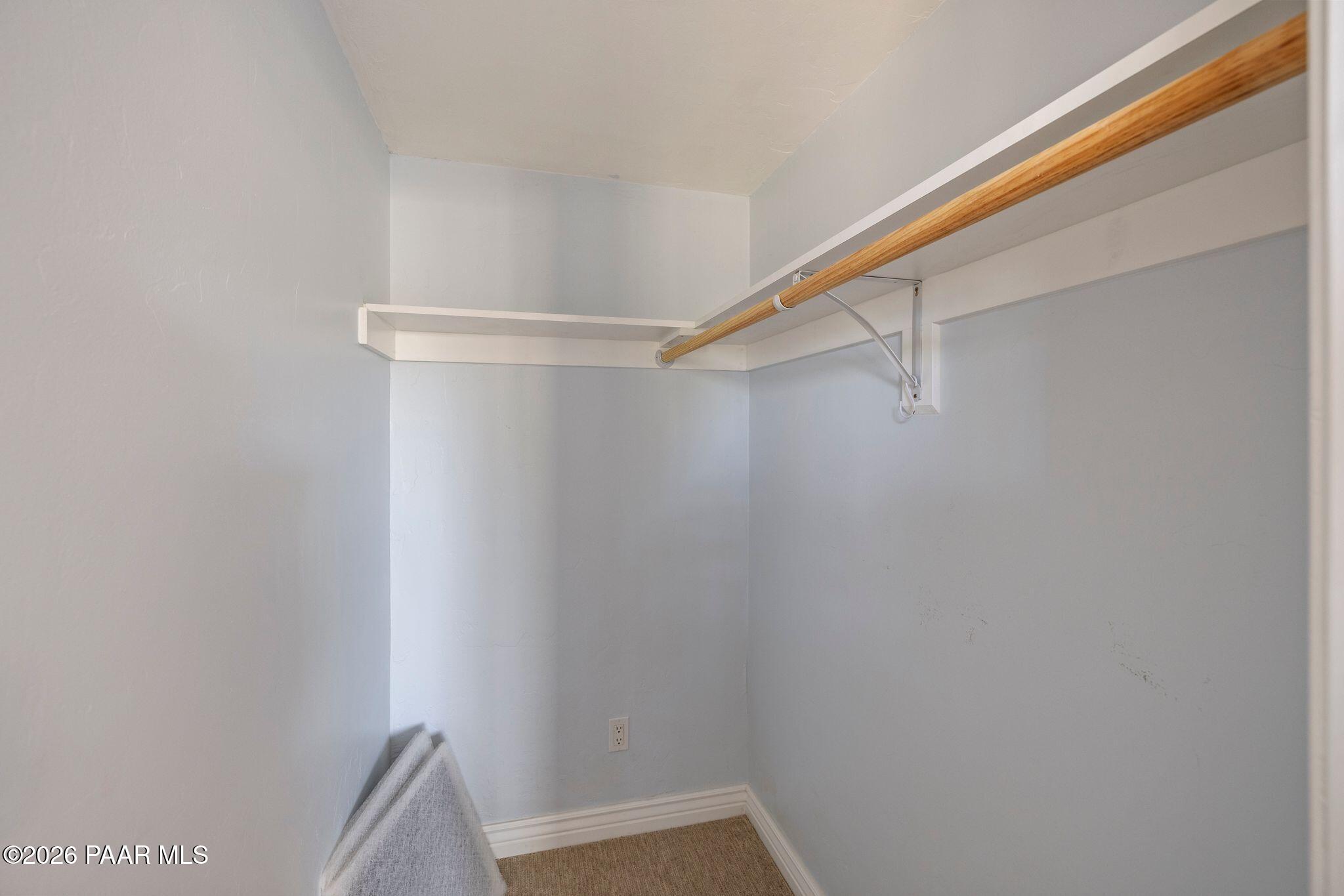 117 N Equestrian Way