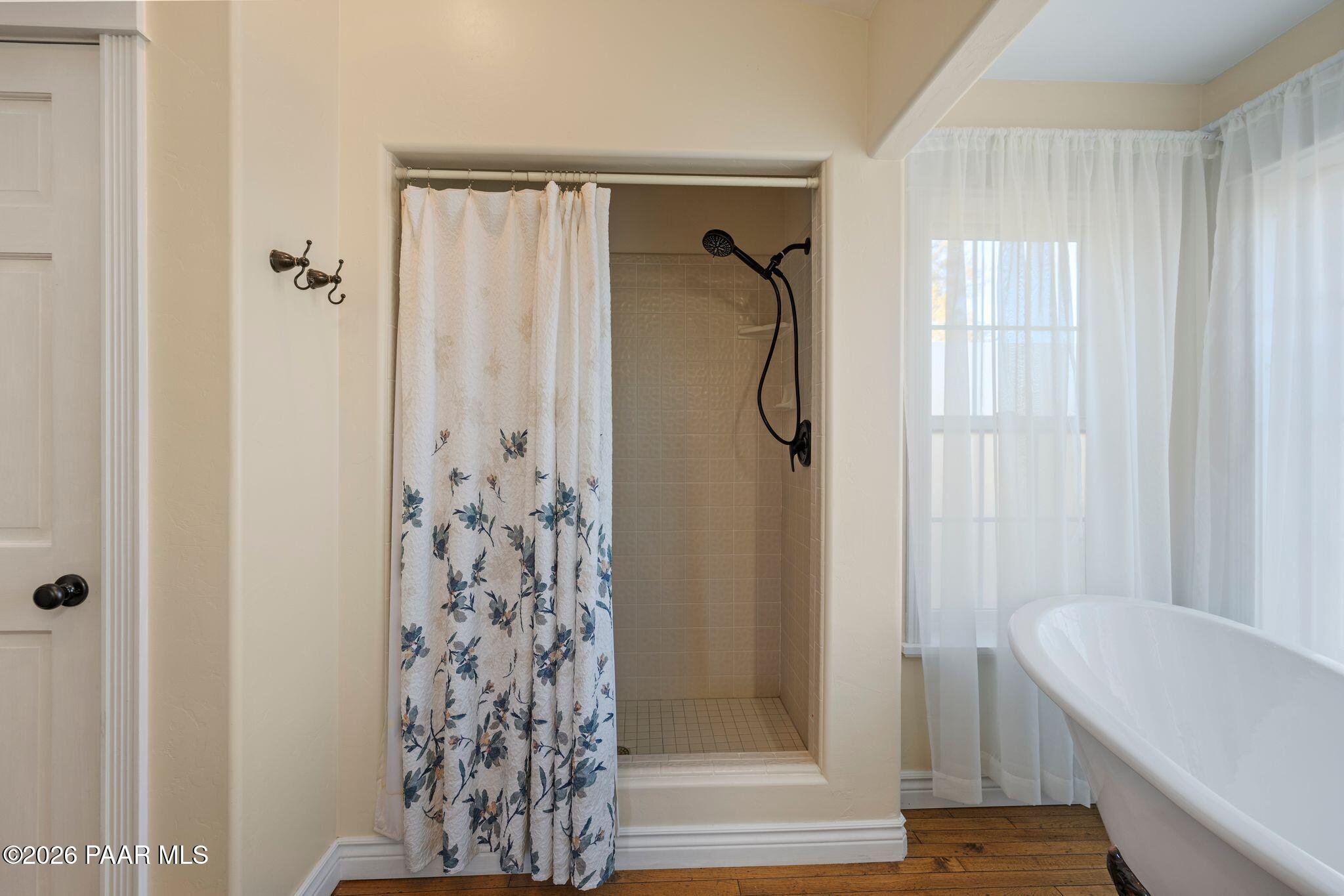 117 N Equestrian Way