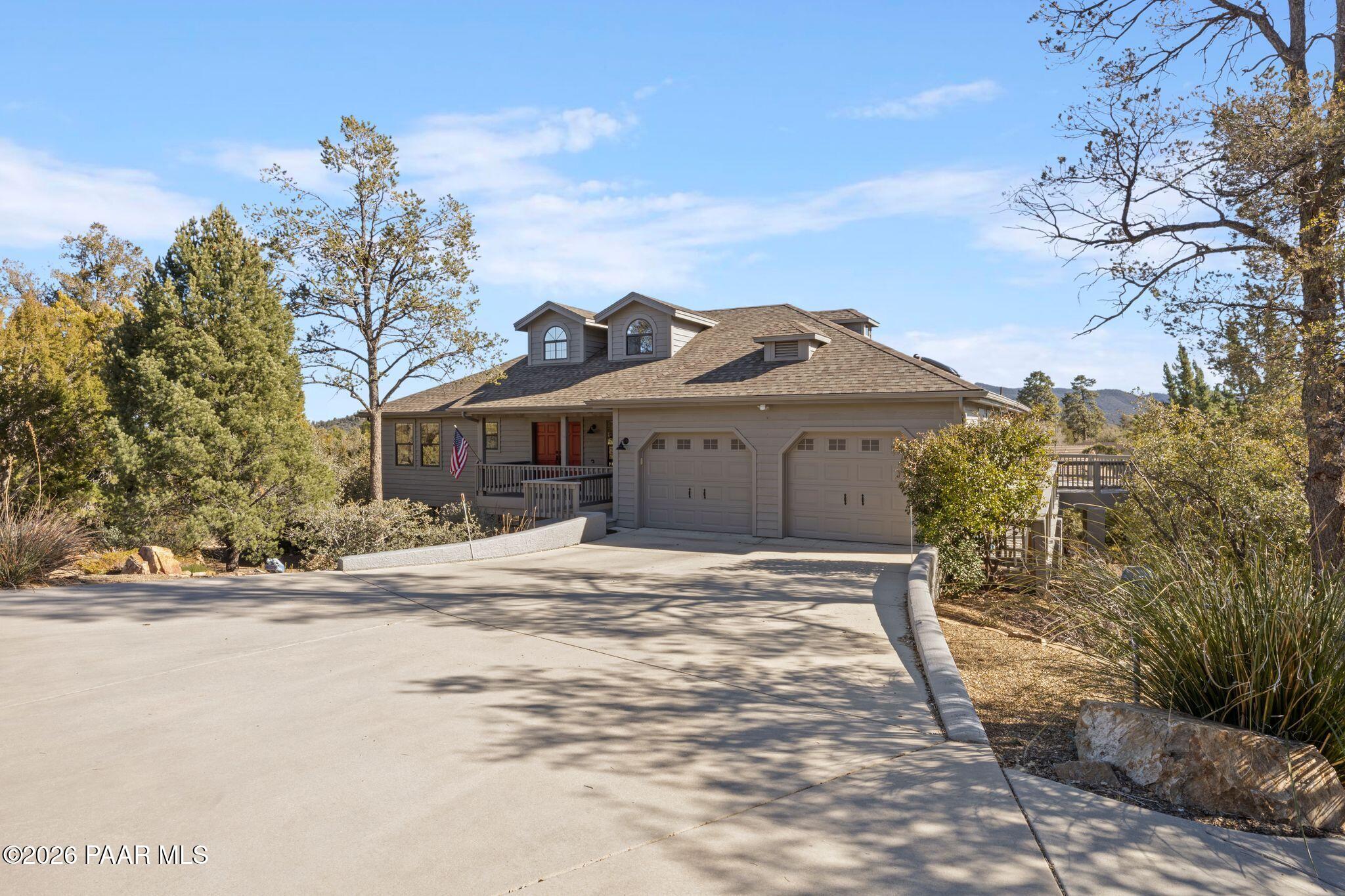 117 N Equestrian Way