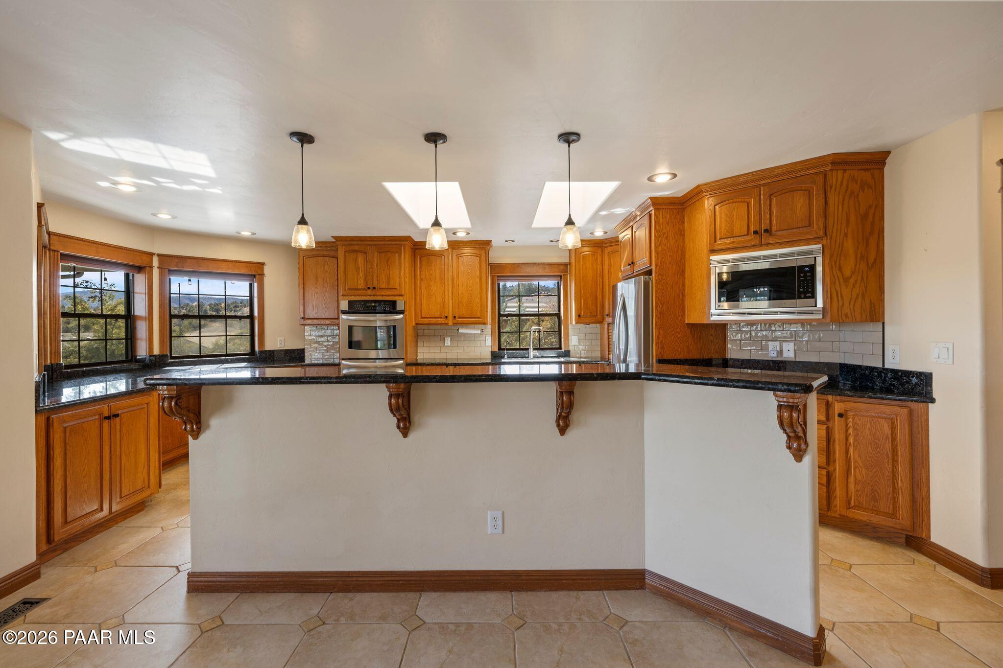 117 N Equestrian Way