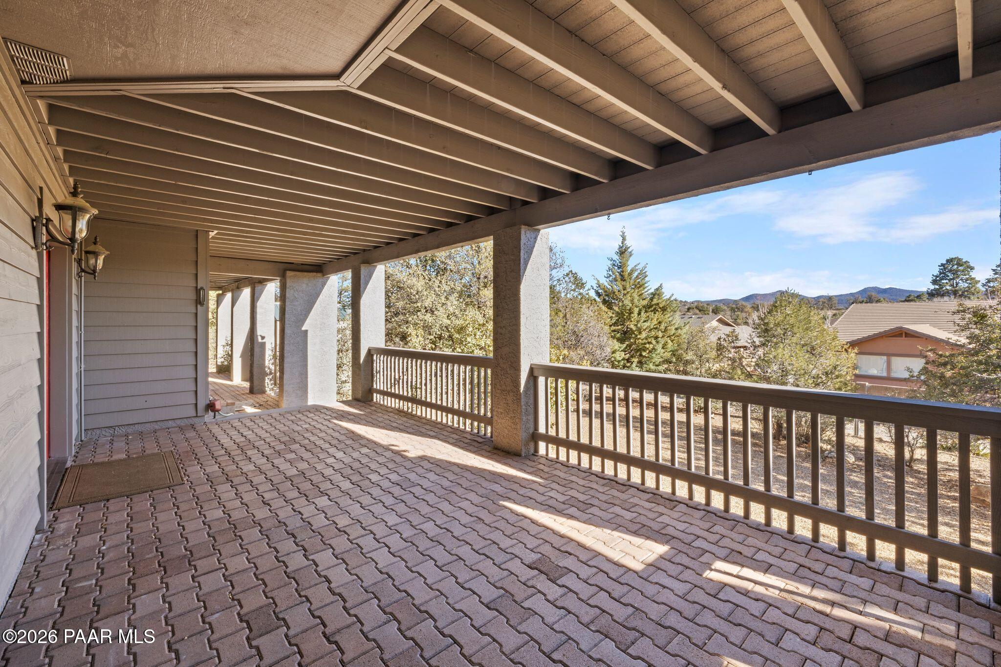 117 N Equestrian Way
