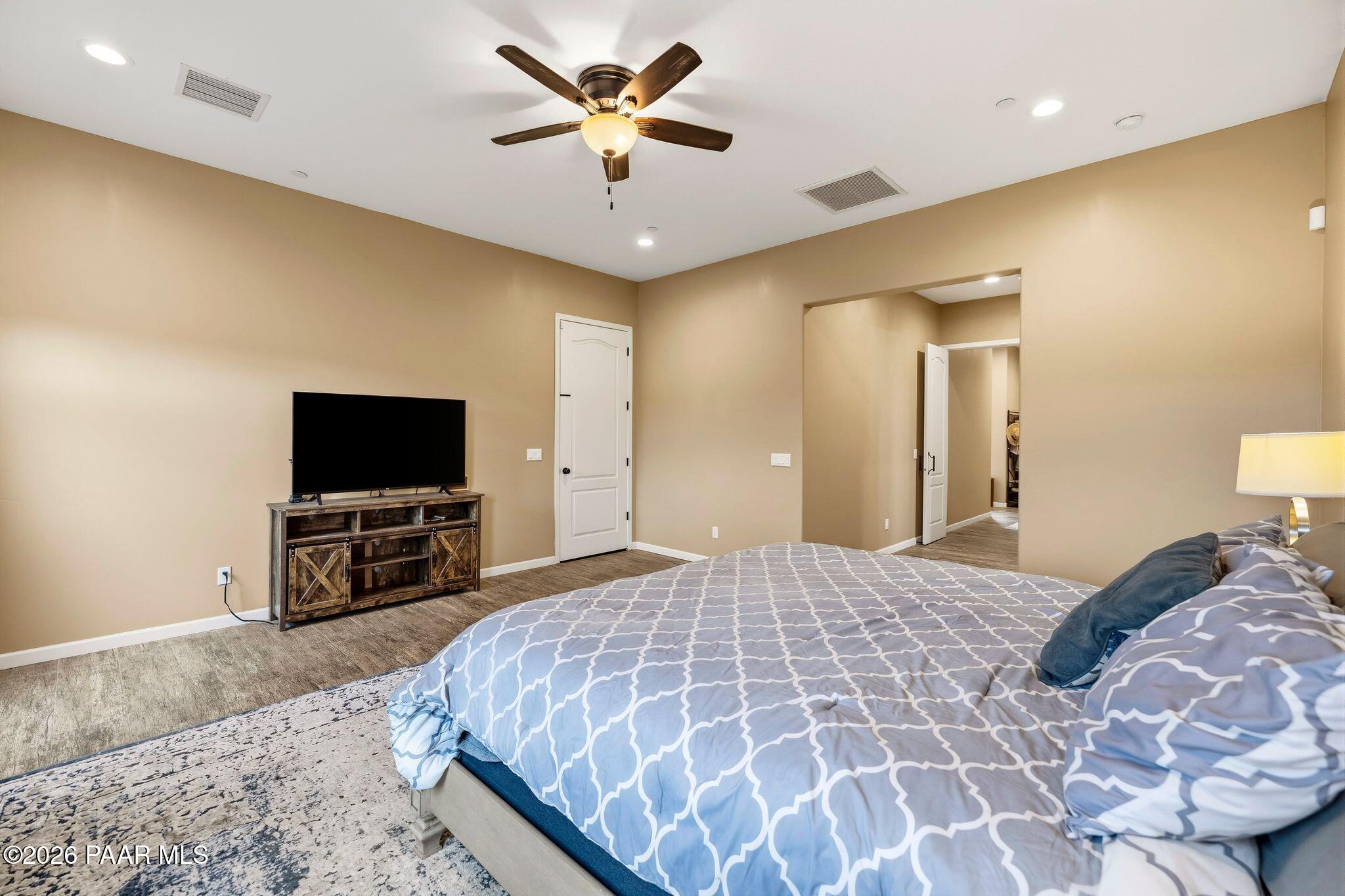 15035 E Countryside Road