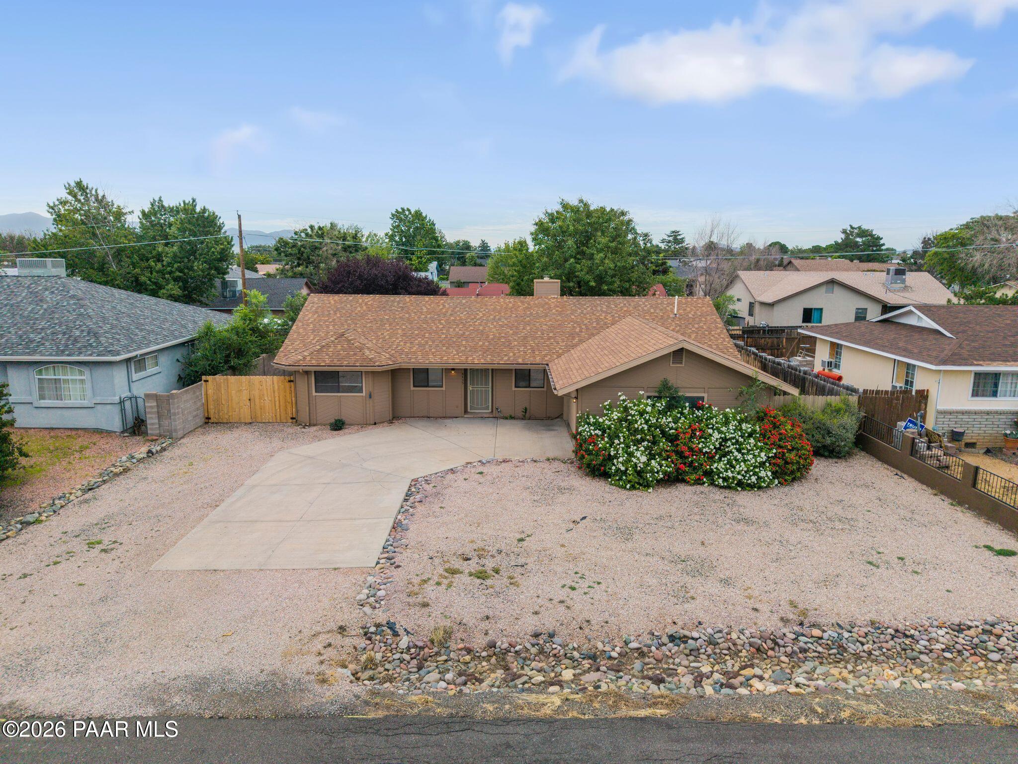 8435 E Sommer Drive