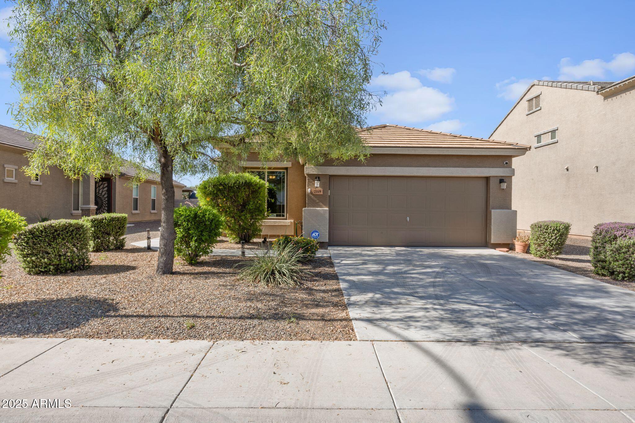 2119 E PHELPS Road