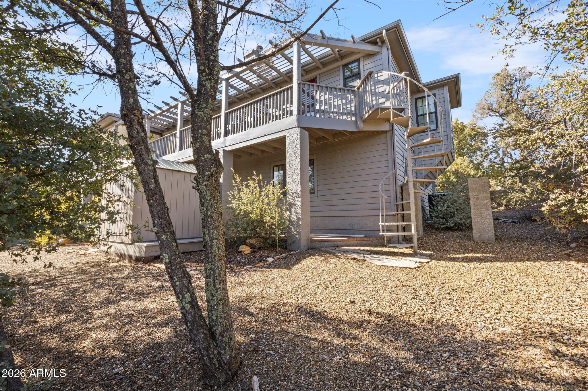 117 N EQUESTRIAN Way