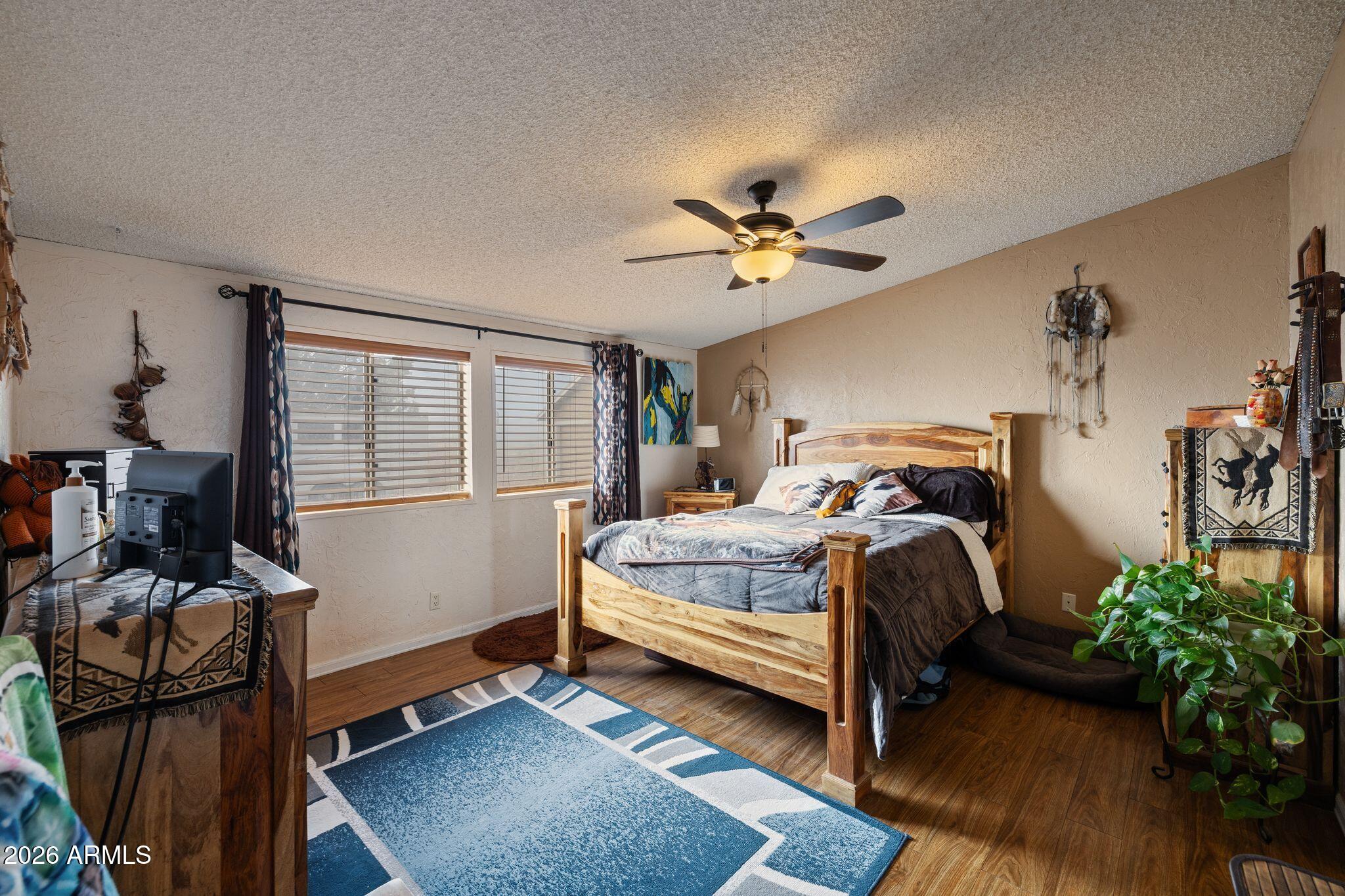 1310 COTTONWOOD Lane