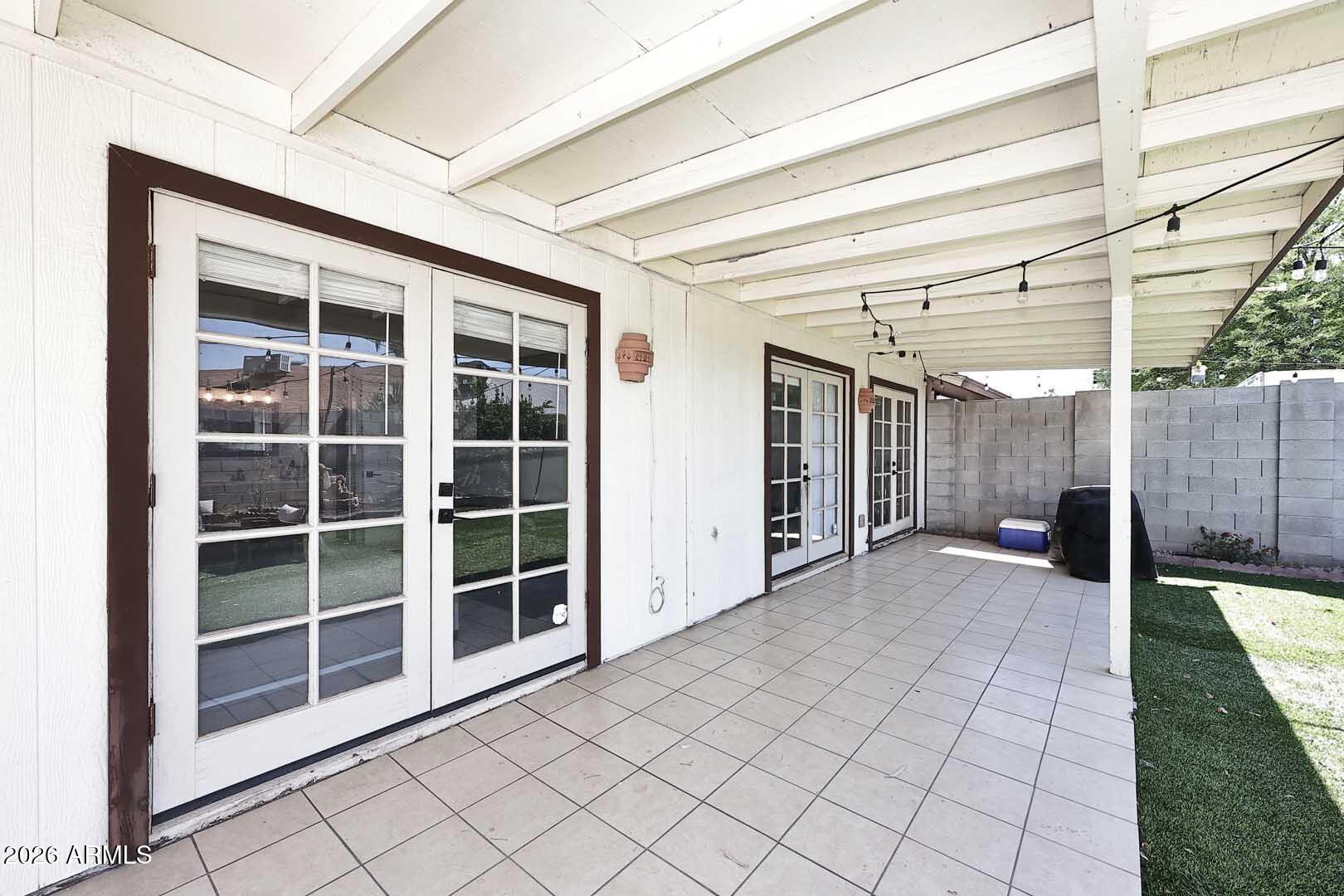 1721 E SANDRA Terrace