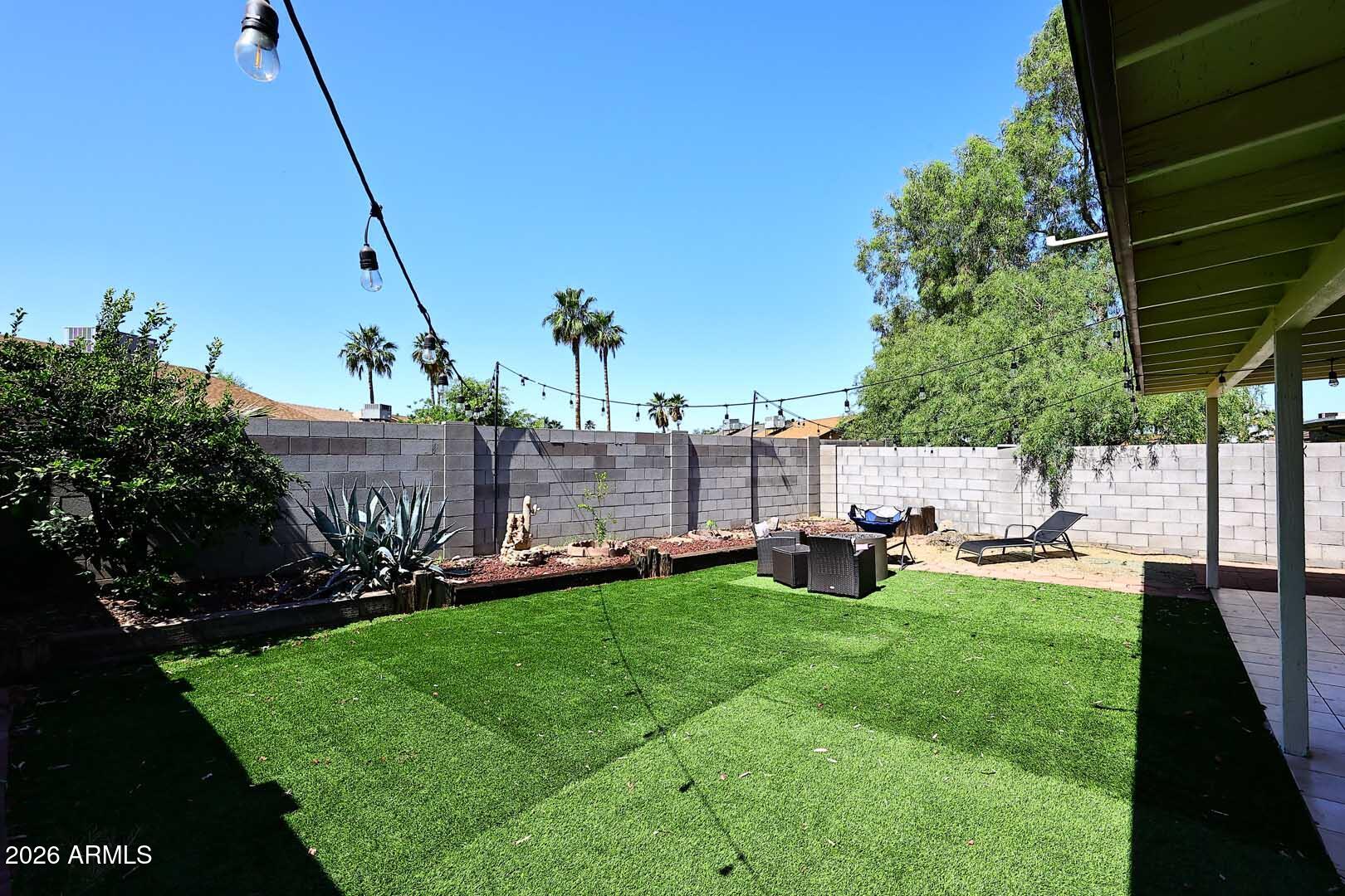 1721 E SANDRA Terrace