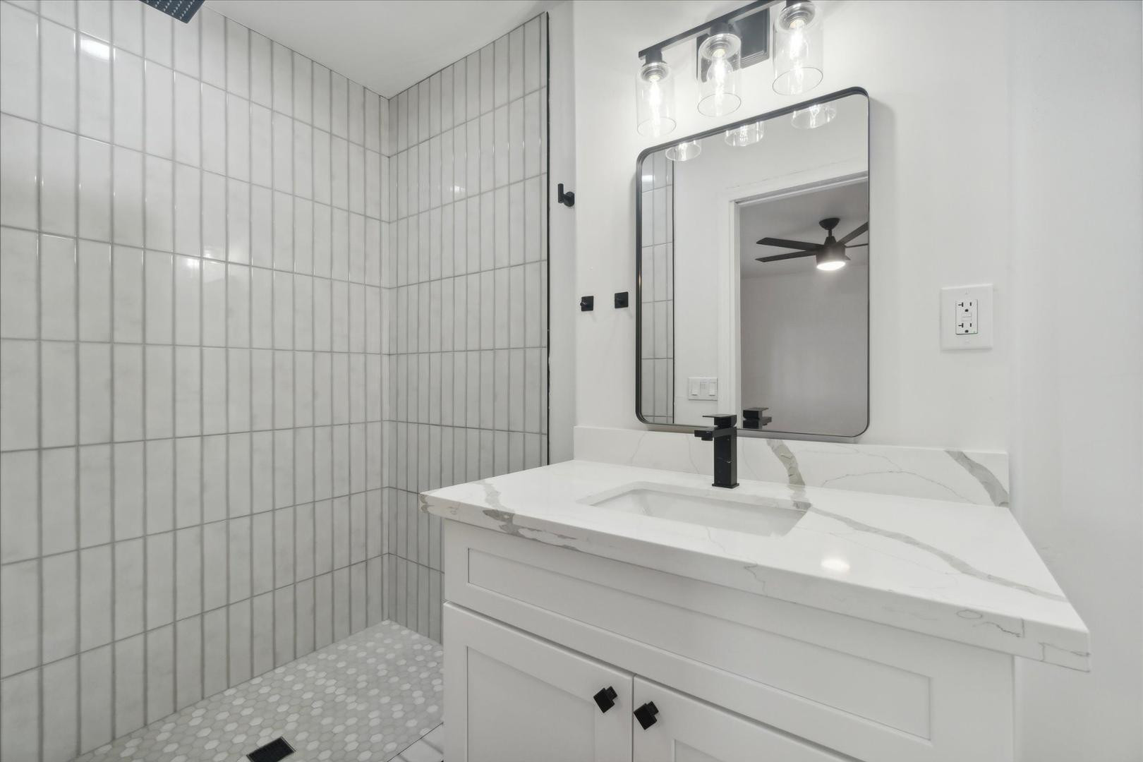 8525 E Clarendon Avenue