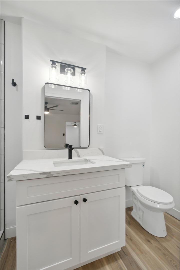 8525 E Clarendon Avenue