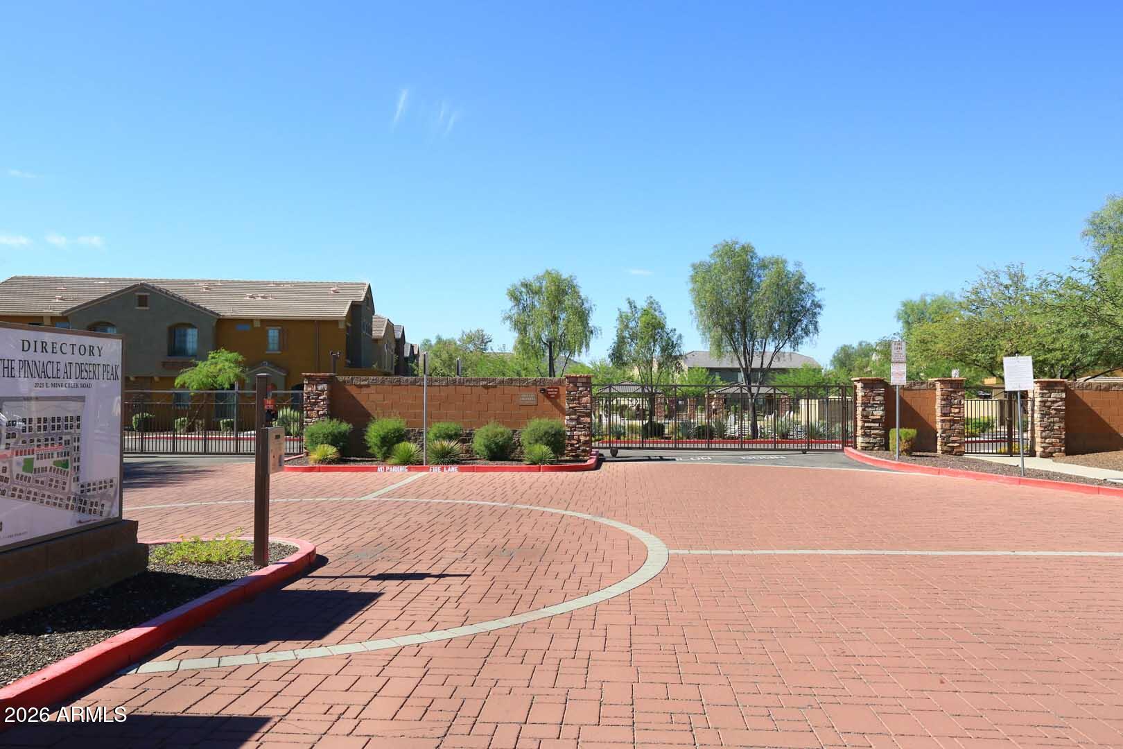 2725 E MINE CREEK Road 1146