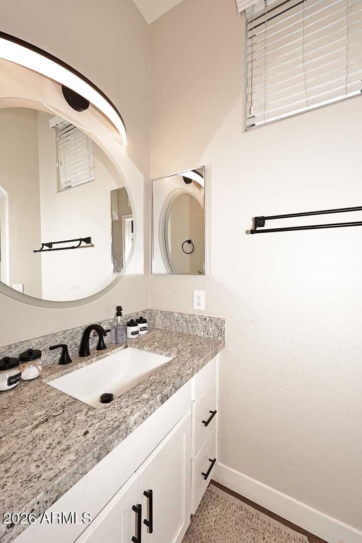 2725 E MINE CREEK Road 1146