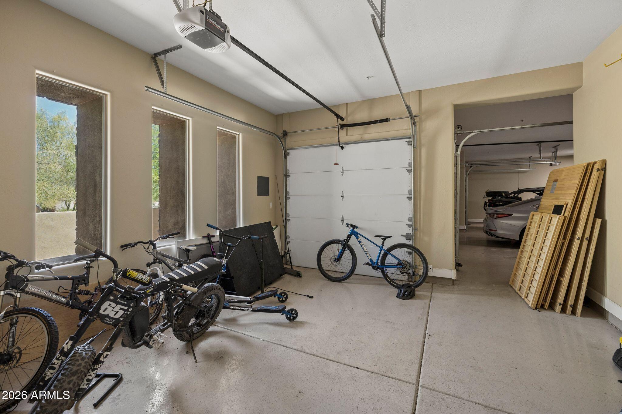5651 E VILLA CASSANDRA Way