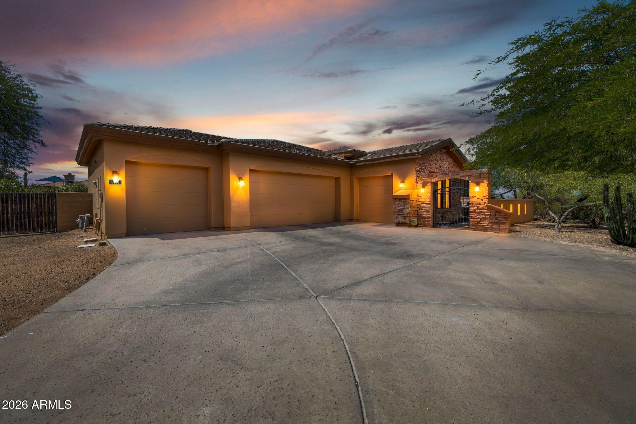 5651 E VILLA CASSANDRA Way