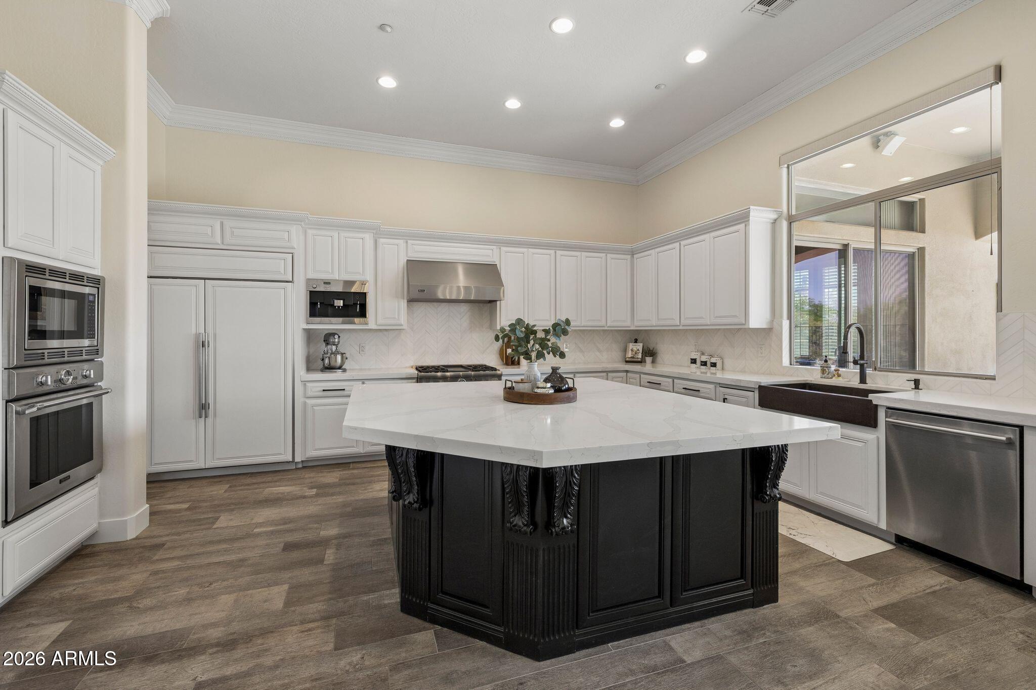 5651 E VILLA CASSANDRA Way