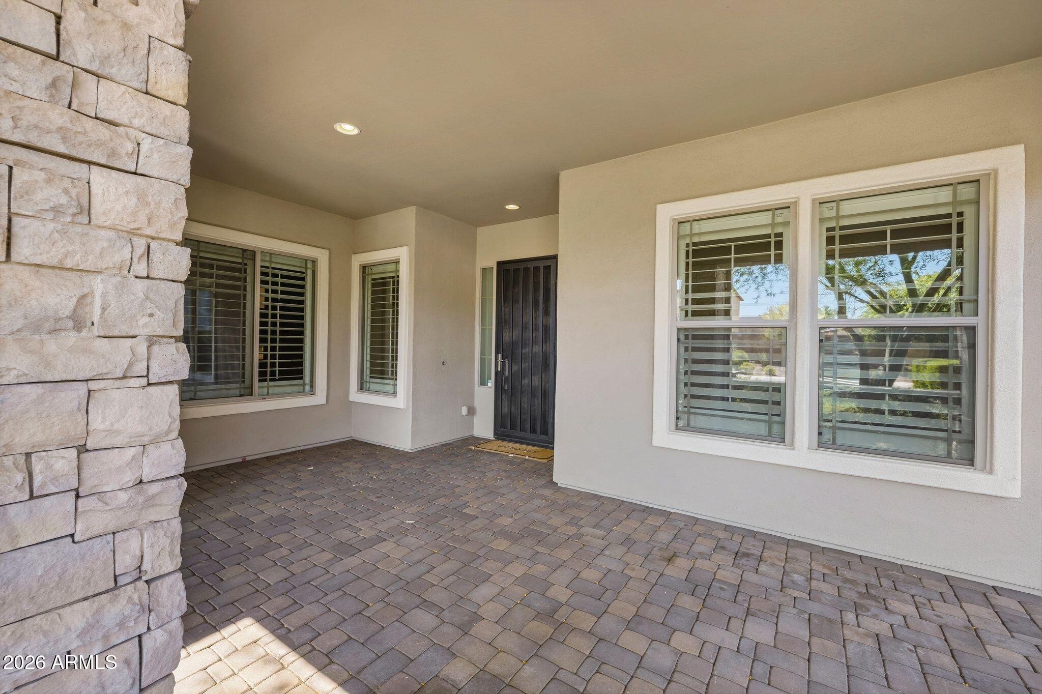 5519 E WINDSTONE Trail