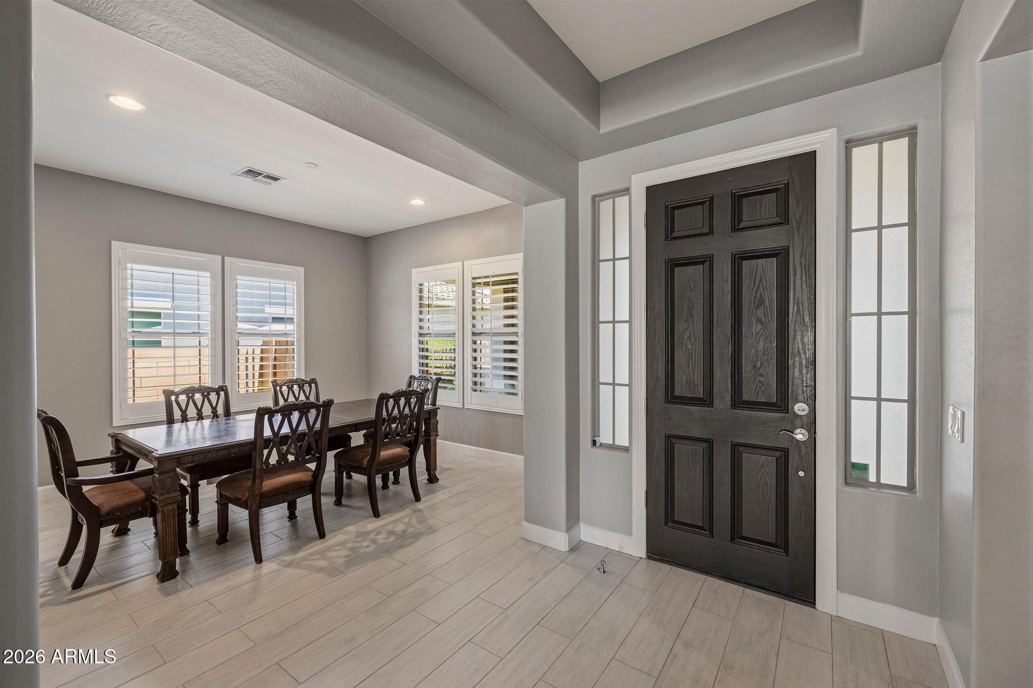 5519 E WINDSTONE Trail