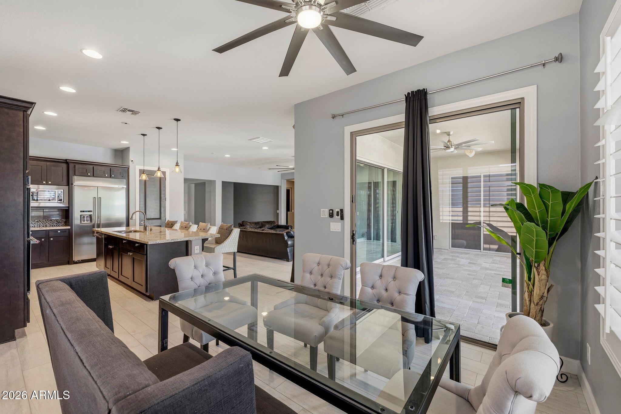 5519 E WINDSTONE Trail