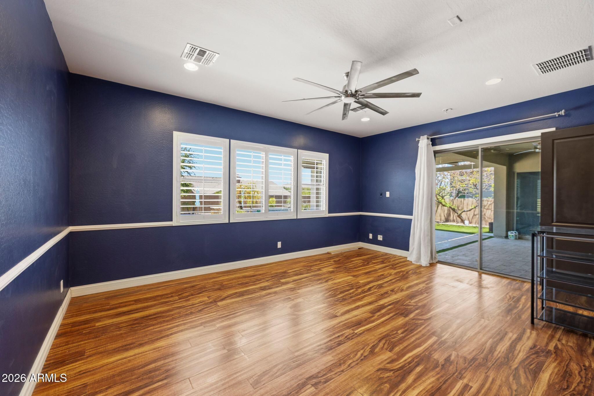 5519 E WINDSTONE Trail